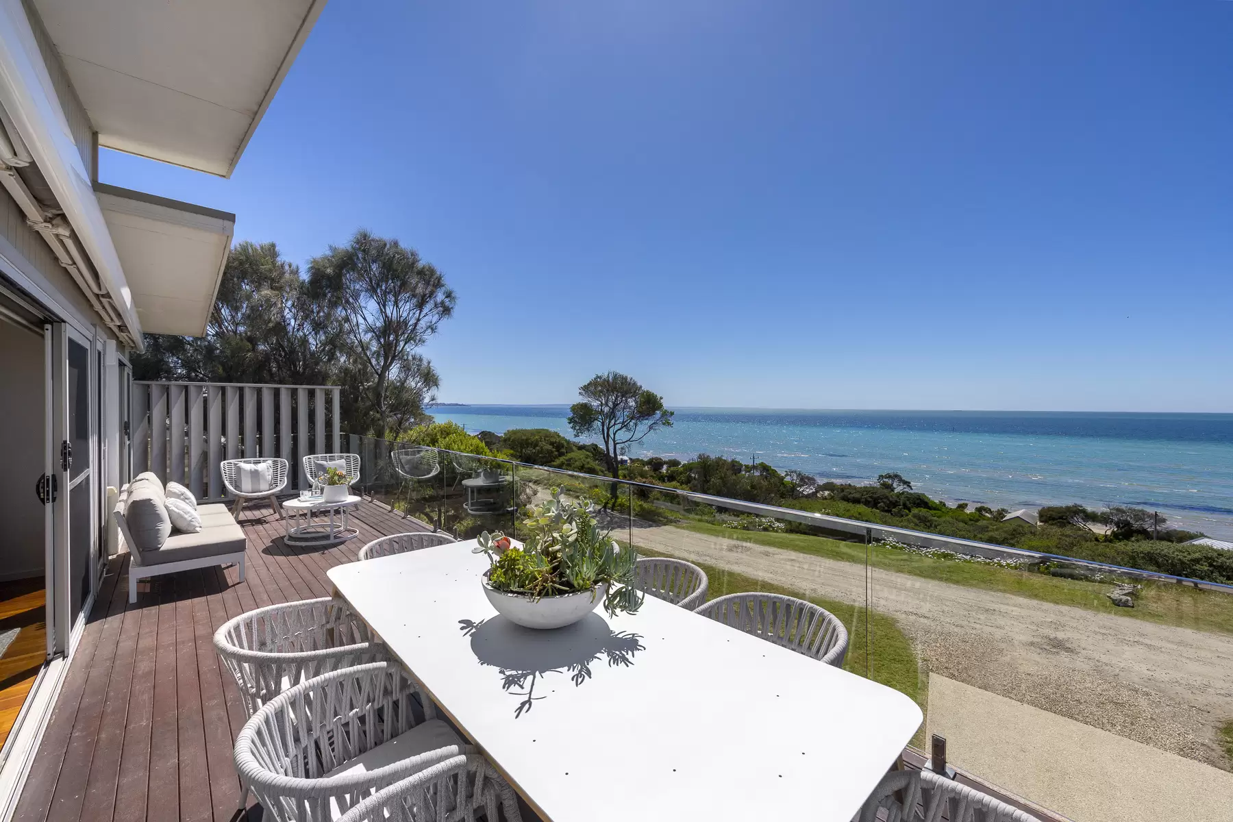 2653 Point Nepean Road, Rye Expressions of Interest by Melbourne Sotheby's International Realty - image 3
